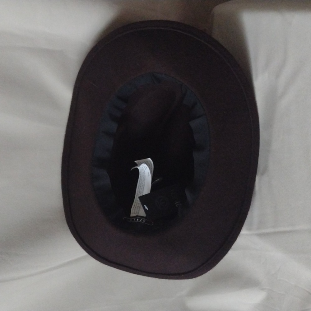 Felt hat - Picture 3 of 5